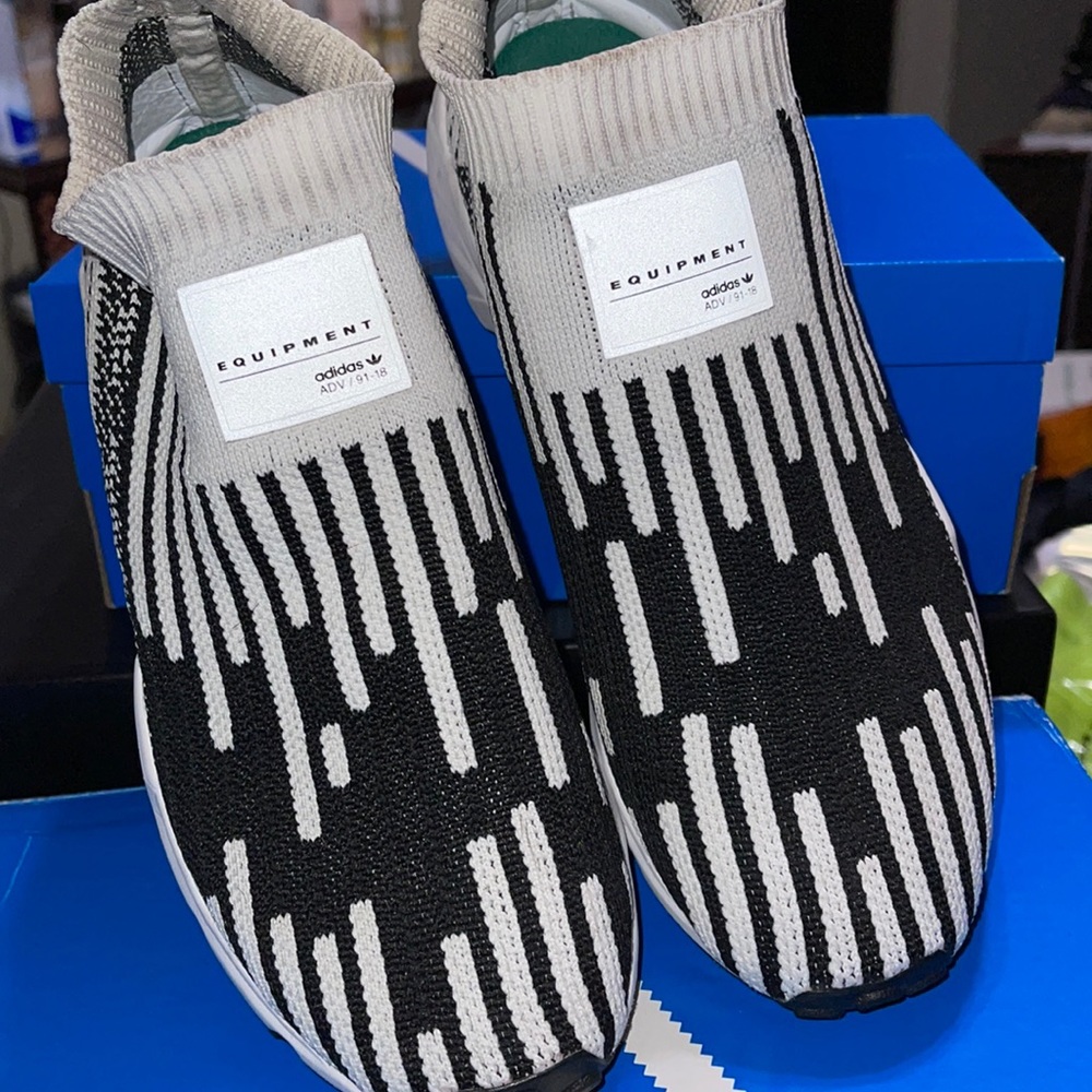 Adidas, 7M, Black/White